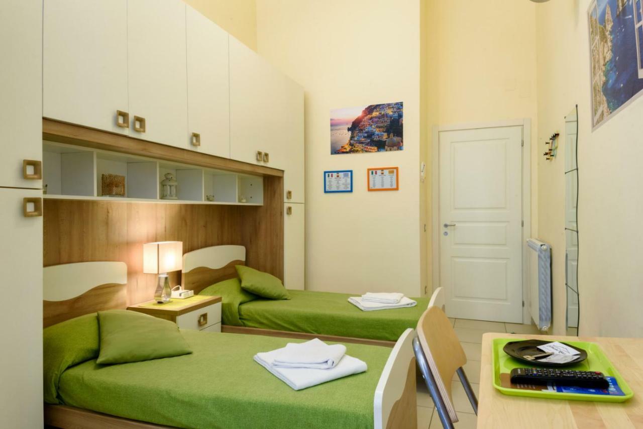 ナポリ サラチーノ ルレ Bed & Breakfast エクステリア 写真