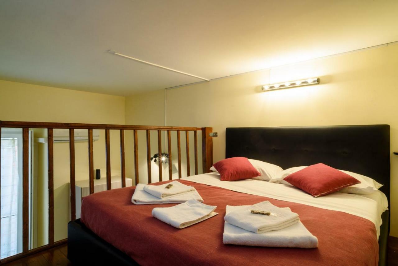 ナポリ サラチーノ ルレ Bed & Breakfast エクステリア 写真